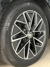 Skoda Octavia HB SportLine 4x4 2 140kW thumbnail