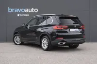 BMW X5 xDrive30d MHEV 3 210kW thumbnail