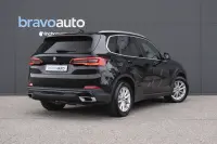 BMW X5 xDrive30d MHEV 3 210kW thumbnail