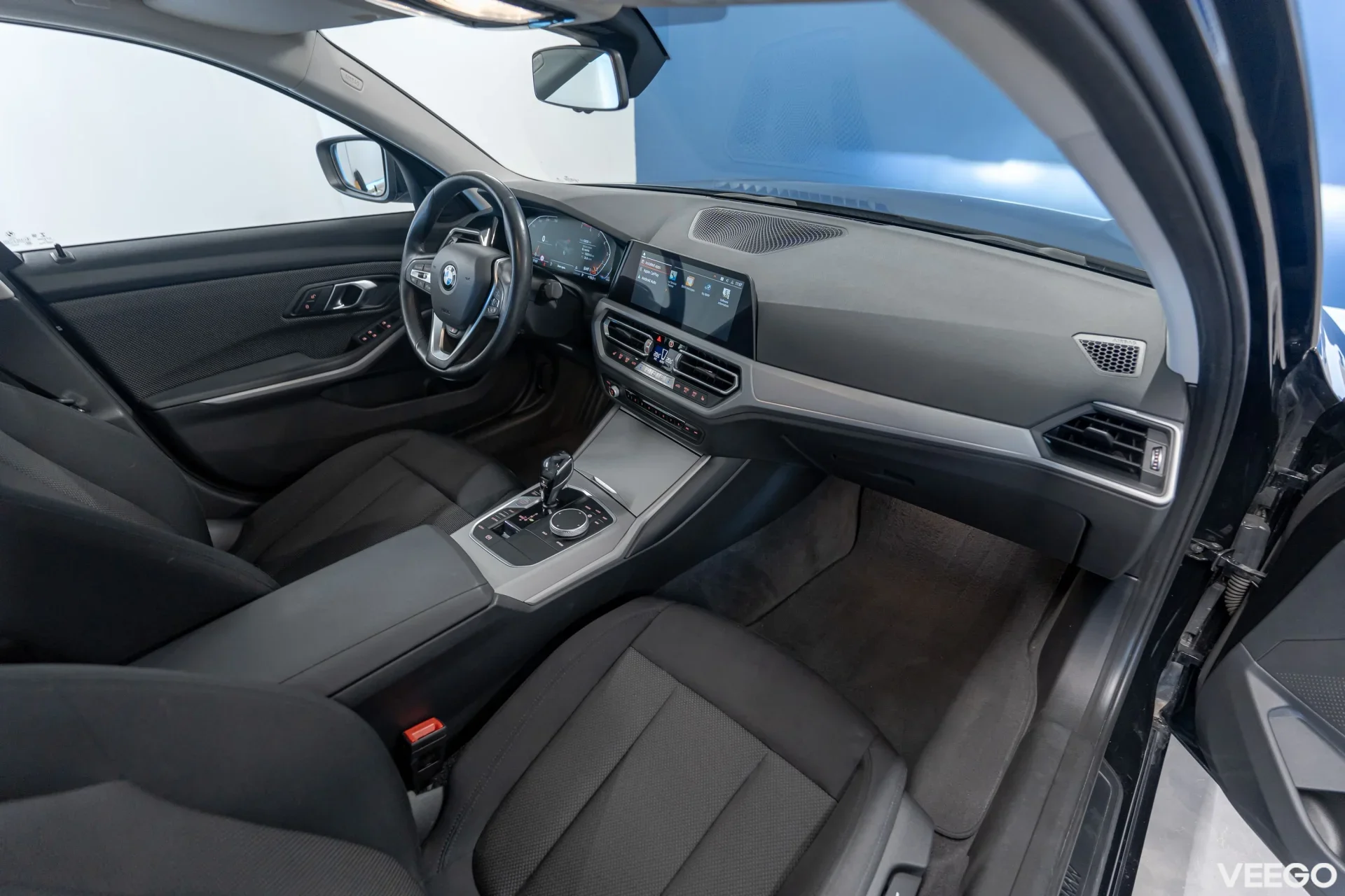 BMW 318 i Advantage 2 115kW