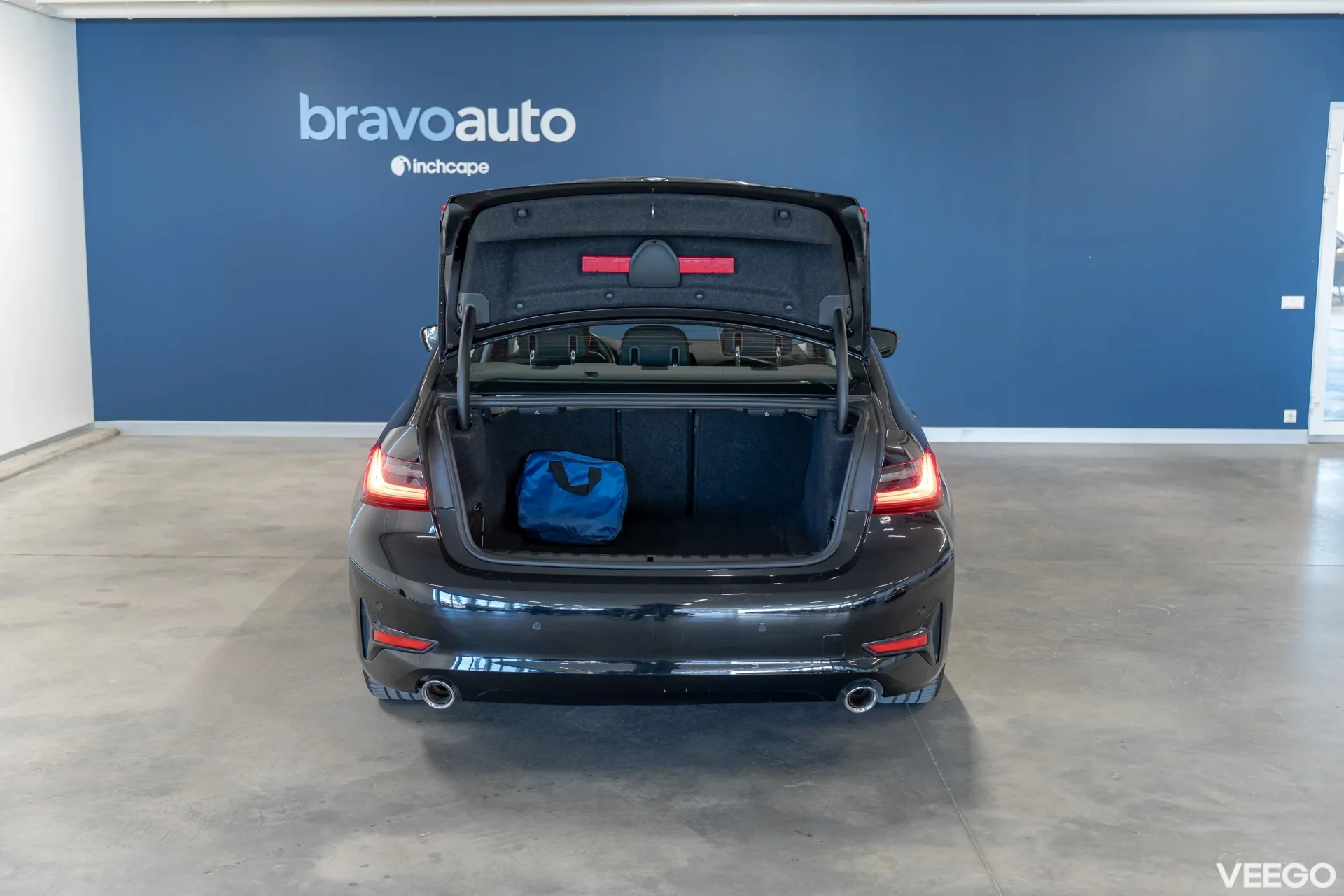 BMW 318 i Advantage 2 115kW