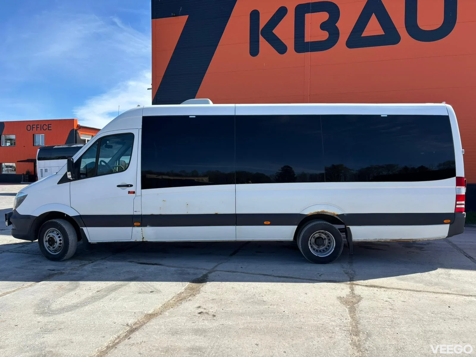 Mercedes-Benz SPRINTER 516 CDI 22 SEATS / AC 160kW