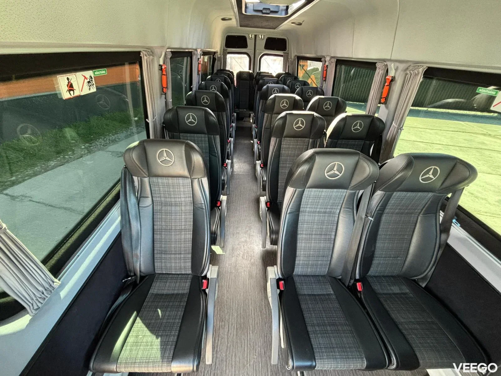 Mercedes-Benz SPRINTER 516 CDI 22 SEATS / AC 160kW