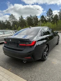BMW 320 thumbnail