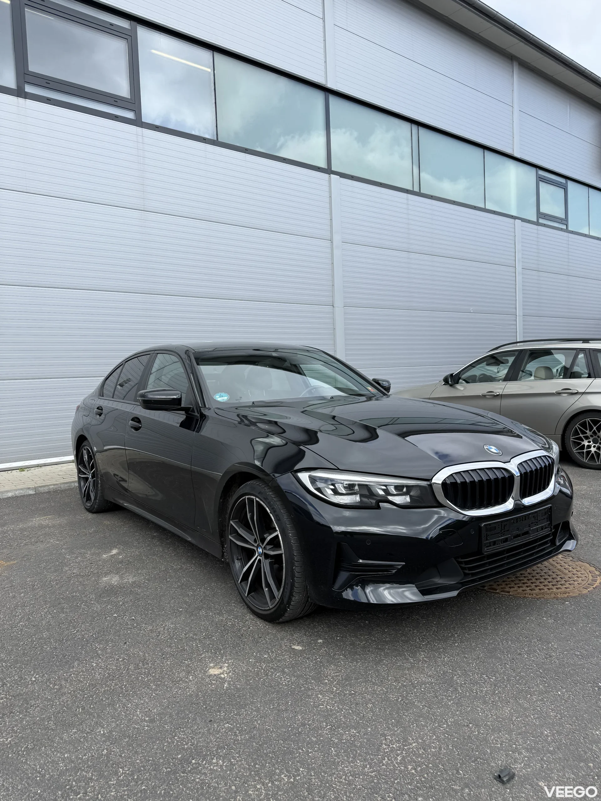 BMW 320