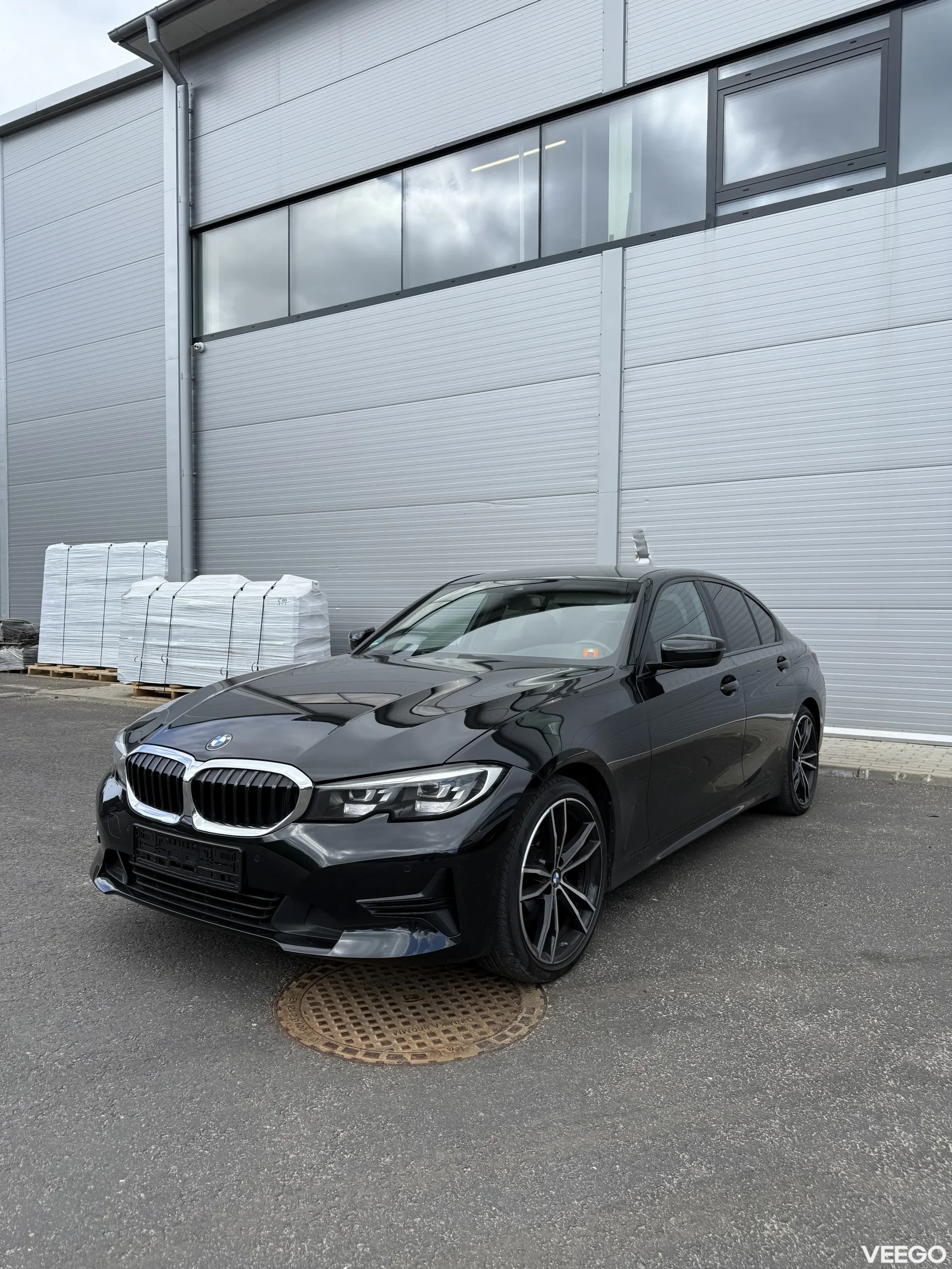 BMW 320