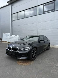 BMW 320 thumbnail