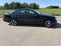 Mercedes-Benz E550 E550 5.5 285kW thumbnail