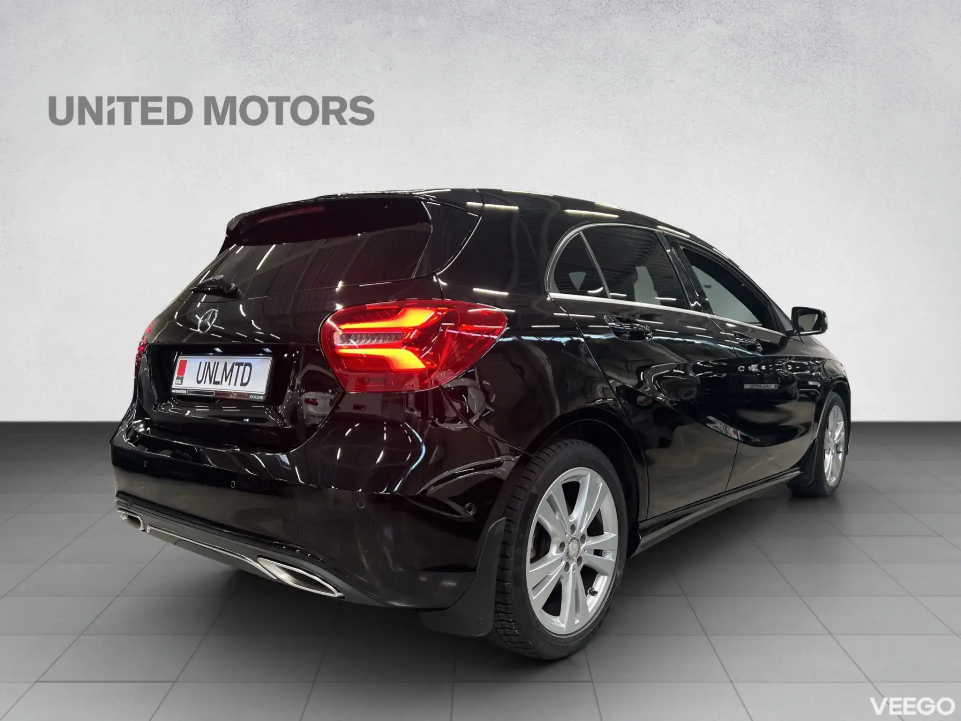 Mercedes-Benz A200 - 115kW