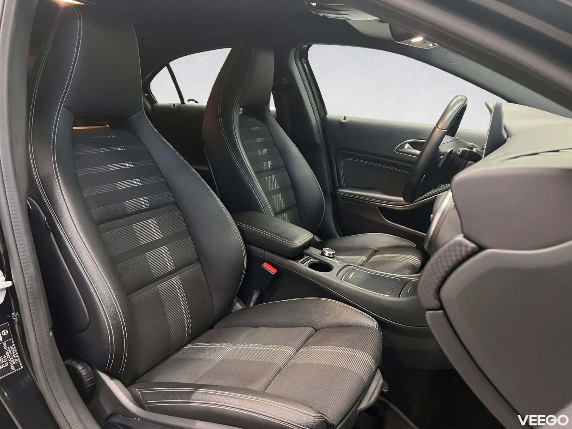 Mercedes-Benz A200 - 115kW