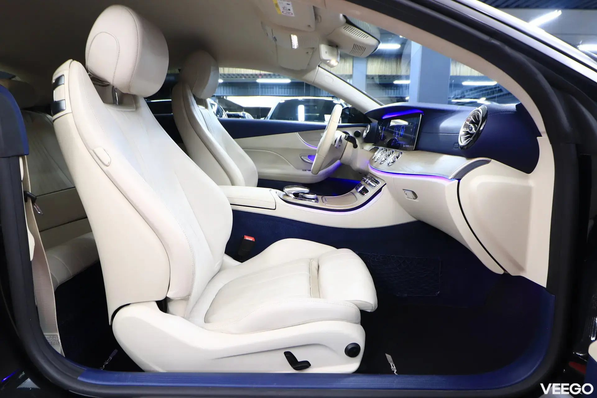 Mercedes-Benz E200 2.0 135kW