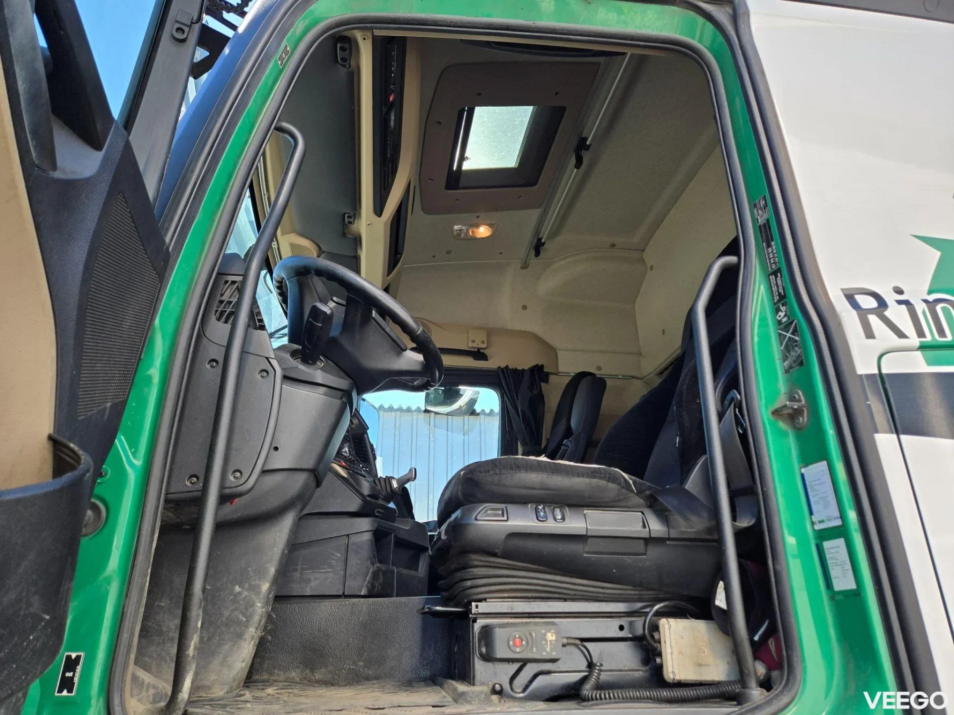 Mercedes-Benz ACTROS 2551LS 6X2 375kW
