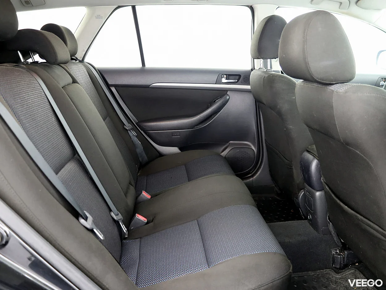 Toyota Avensis 1.8 95kW