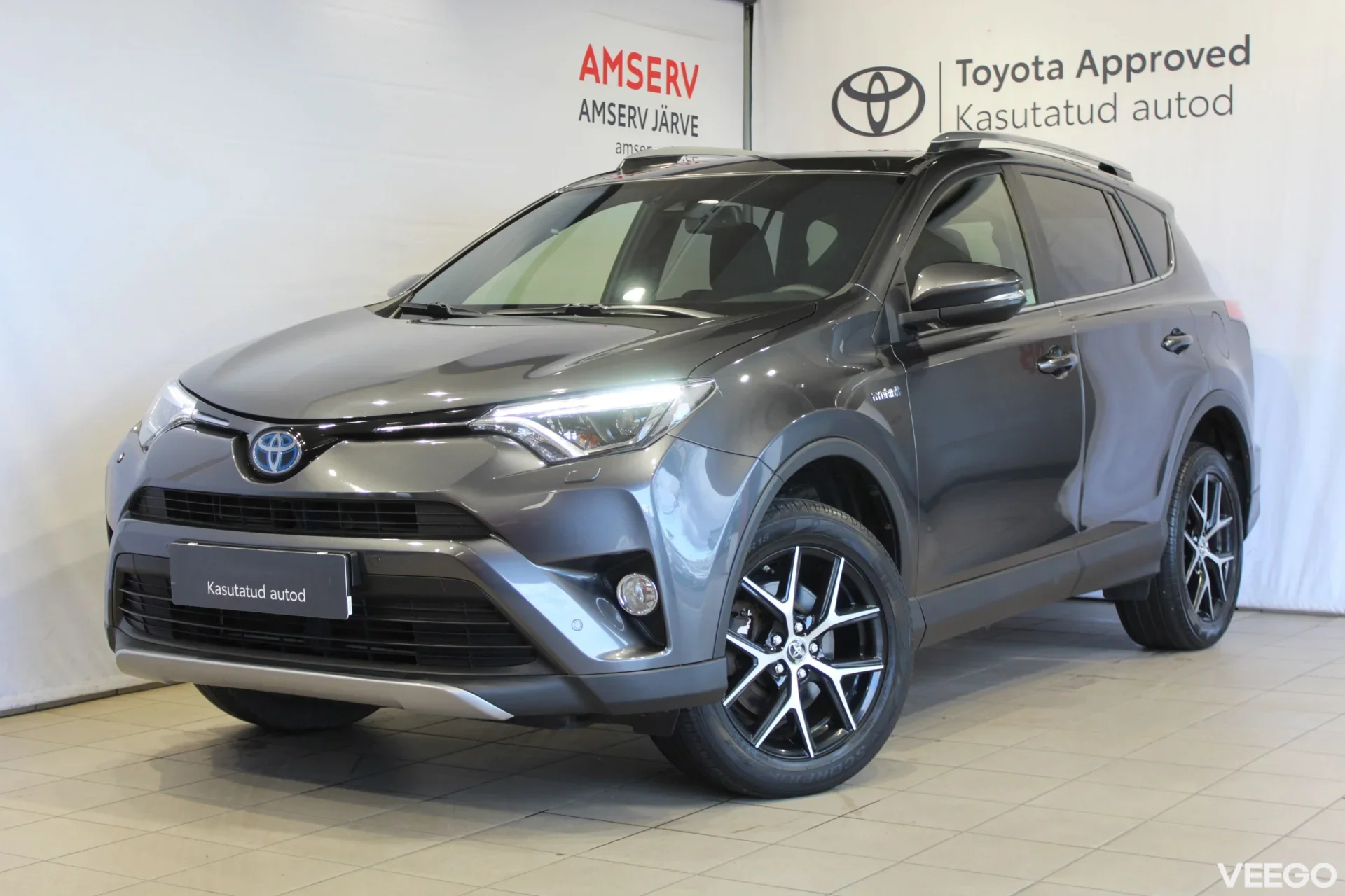 Toyota RAV4 Luxury Plus 2.5 114kW