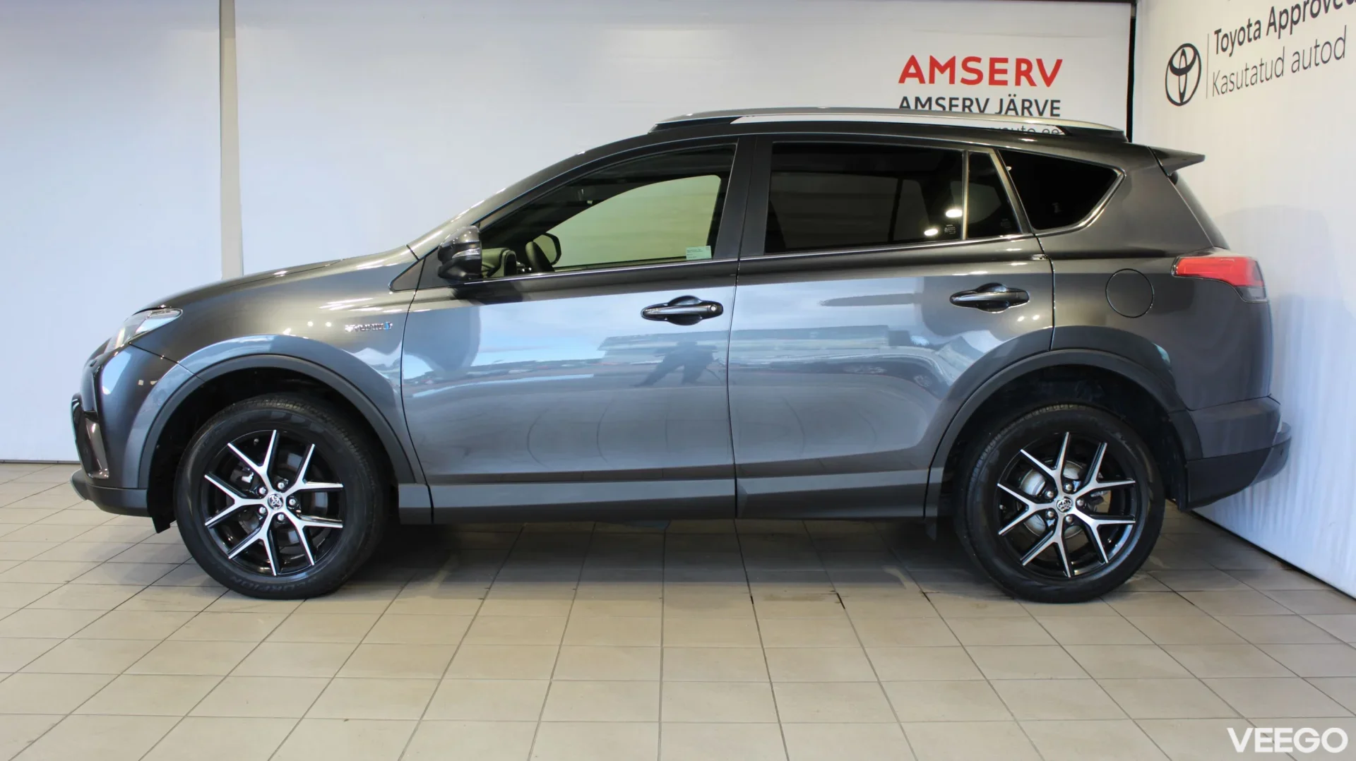 Toyota RAV4 Luxury Plus 2.5 114kW