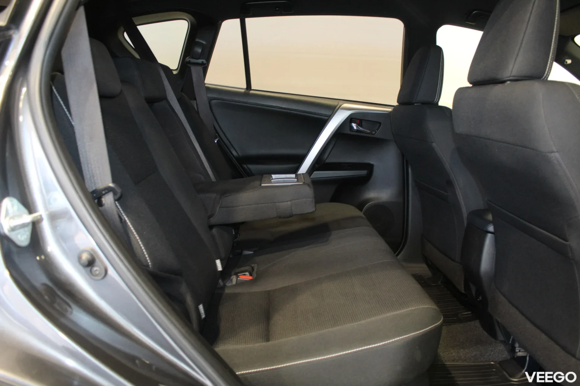 Toyota RAV4 Luxury Plus 2.5 114kW