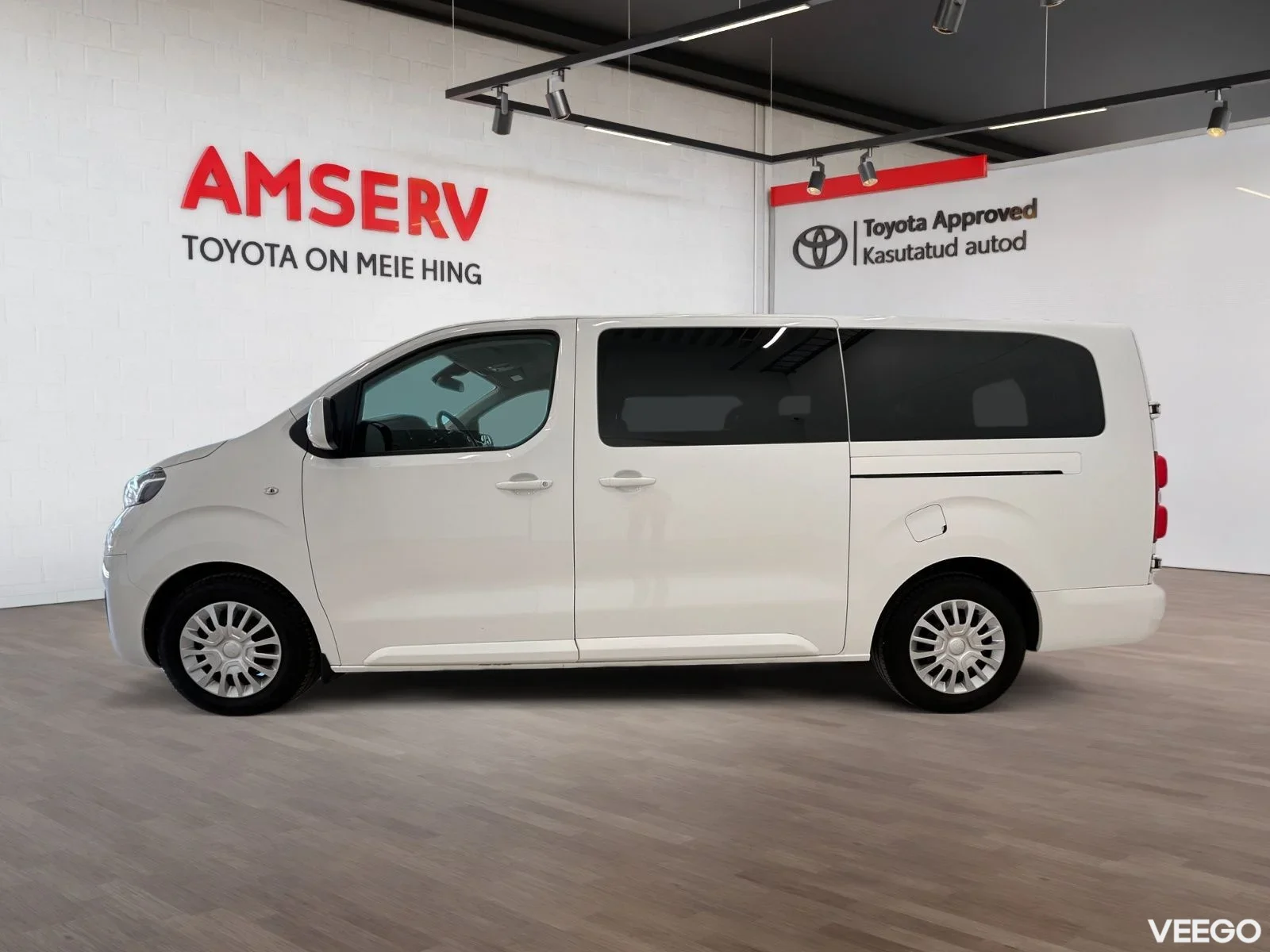 Toyota Proace Long Double Side Door Shuttle 2 106kW