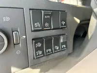 Volvo FMX 6X4 EURO6 + HIAB + JIB + LIFTING AXLE 345kW thumbnail