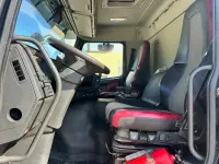 Volvo FMX 6X4 EURO6 + HIAB + JIB + LIFTING AXLE 345kW thumbnail