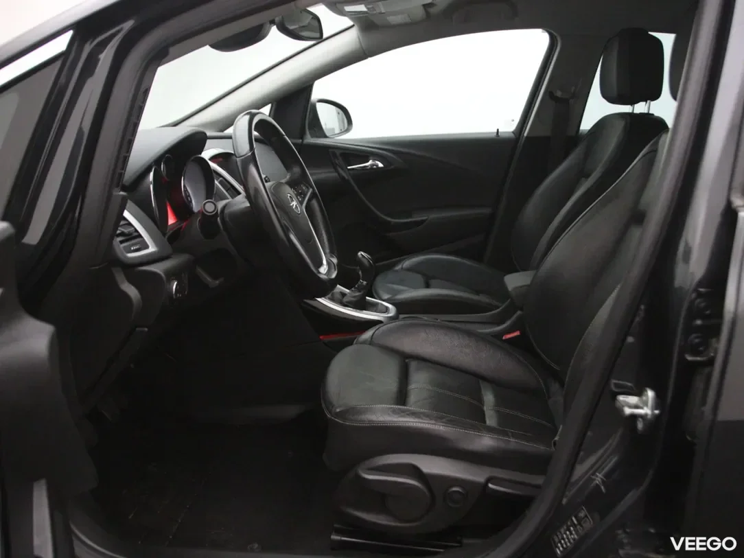 Opel Astra 1.6 100kW
