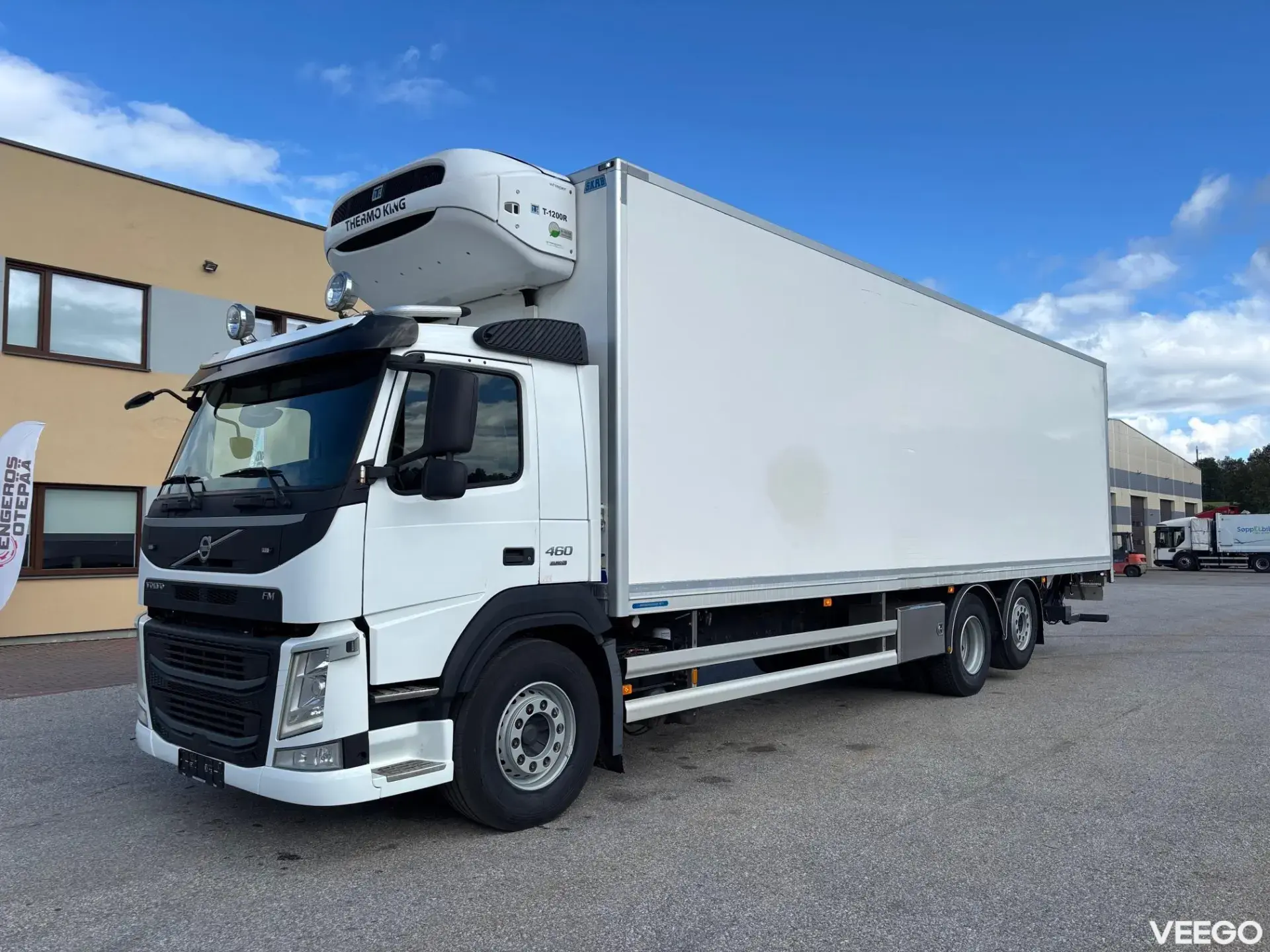 Volvo FM 6x2 + THERMO KING T-1200R + 9,9M BOX 345kW