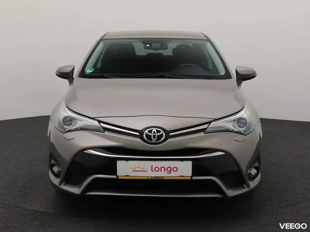 Toyota Avensis 2 105kW