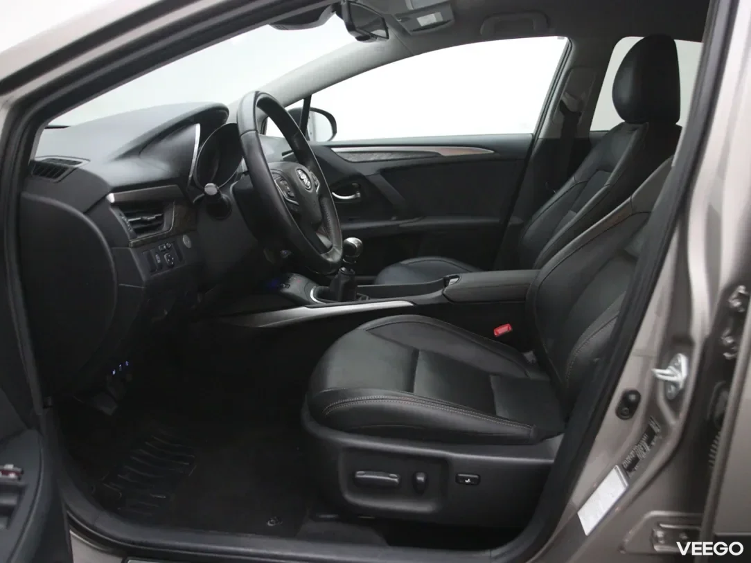 Toyota Avensis 2 105kW