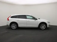 Volvo v60-cross-country 2 140kW thumbnail