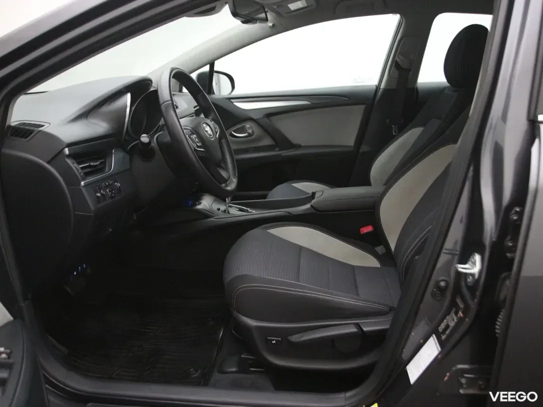 Toyota Avensis 1.8 108kW
