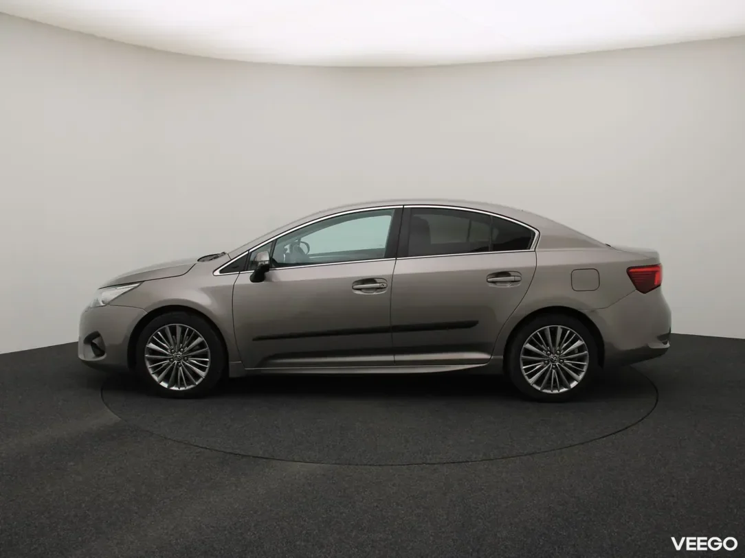 Toyota Avensis 2 105kW