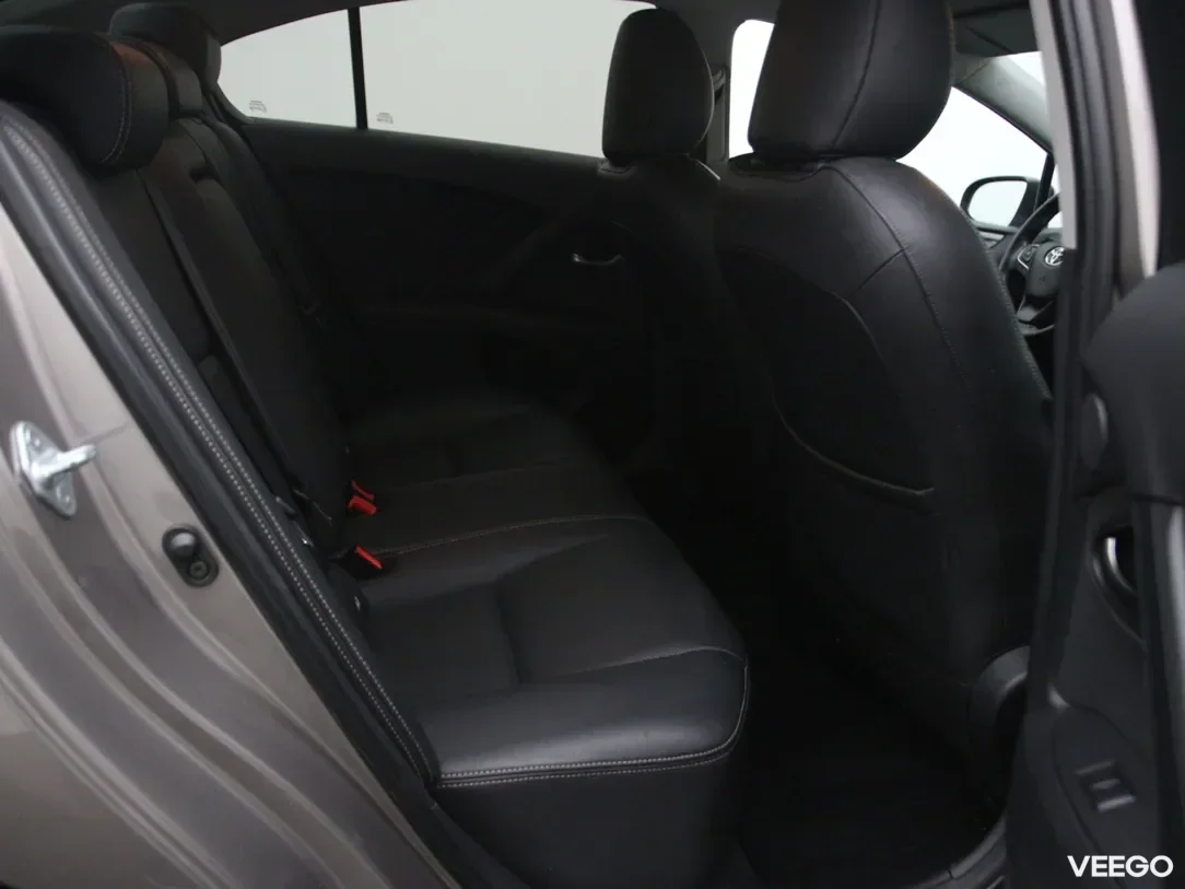 Toyota Avensis 2 105kW