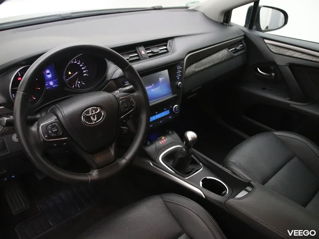 Toyota Avensis 2 105kW