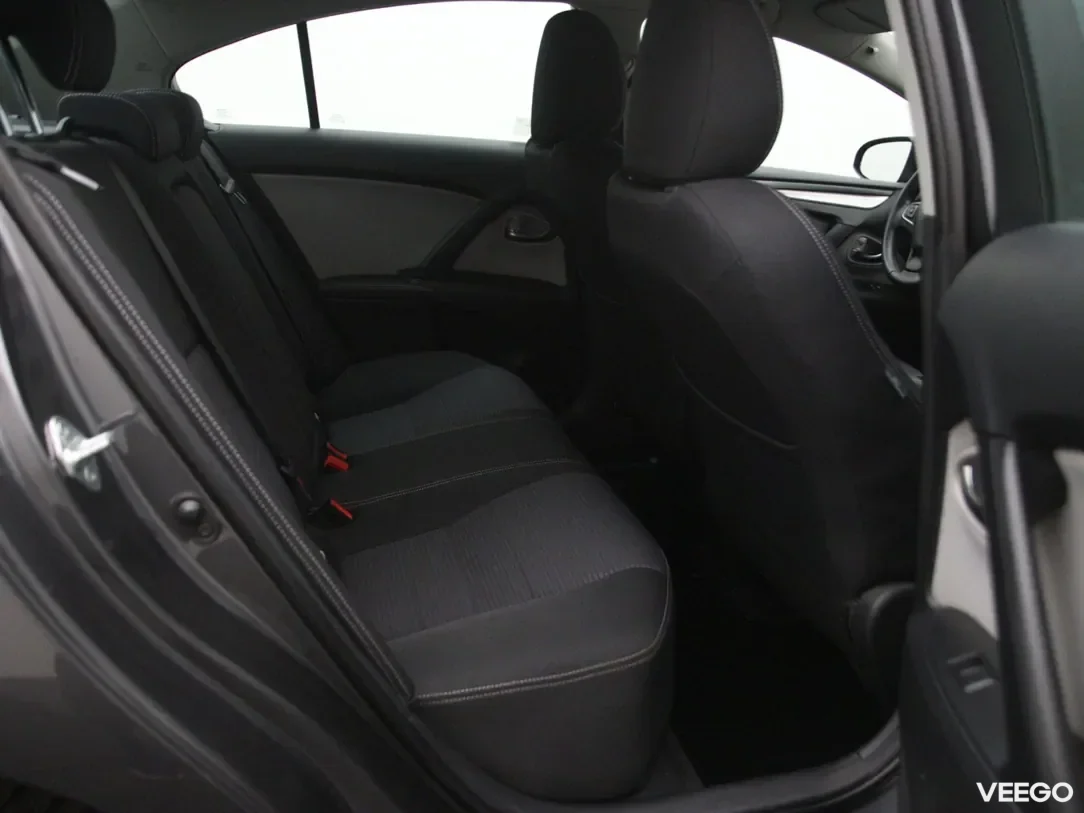 Toyota Avensis 1.8 108kW