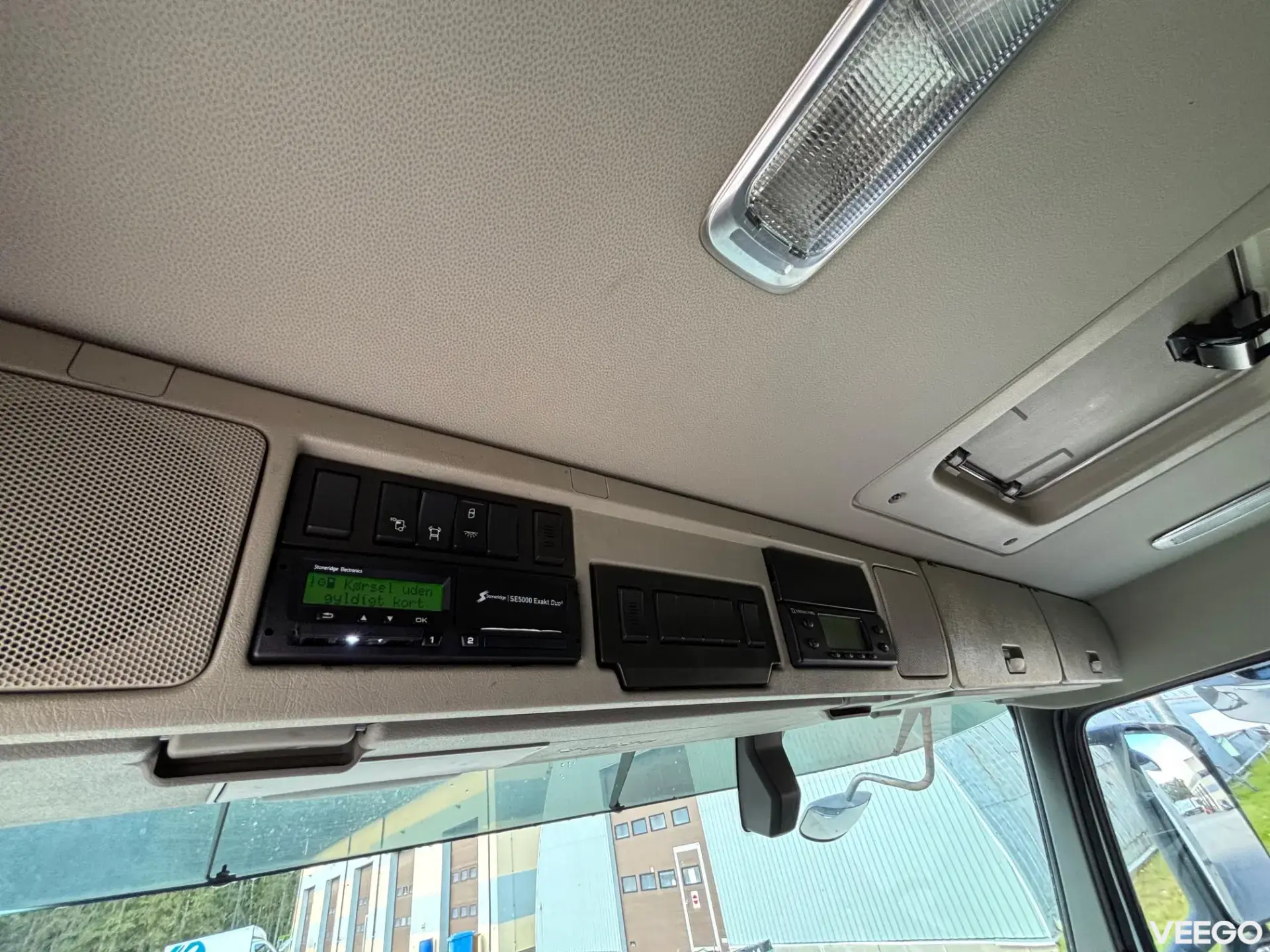 Volvo FM 6x2 + THERMO KING T-1200R + 9,9M BOX 345kW