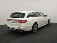 Mercedes-Benz E220 2 143kW thumbnail