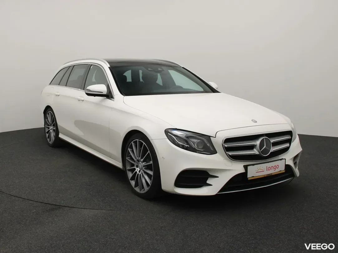 Mercedes-Benz E220 2 143kW