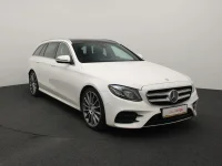 Mercedes-Benz E220 2 143kW thumbnail