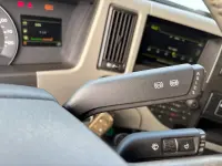 Volvo FM 6x2 + THERMO KING T-1200R + 9,9M BOX 345kW thumbnail