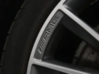 Mercedes-Benz E220 2 143kW thumbnail