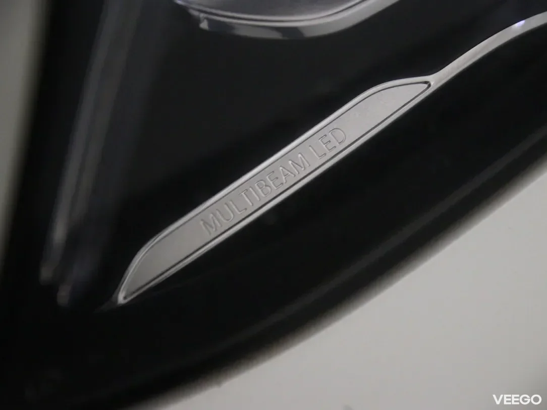Mercedes-Benz E220 2 143kW