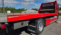 Volvo FL250 188kW thumbnail