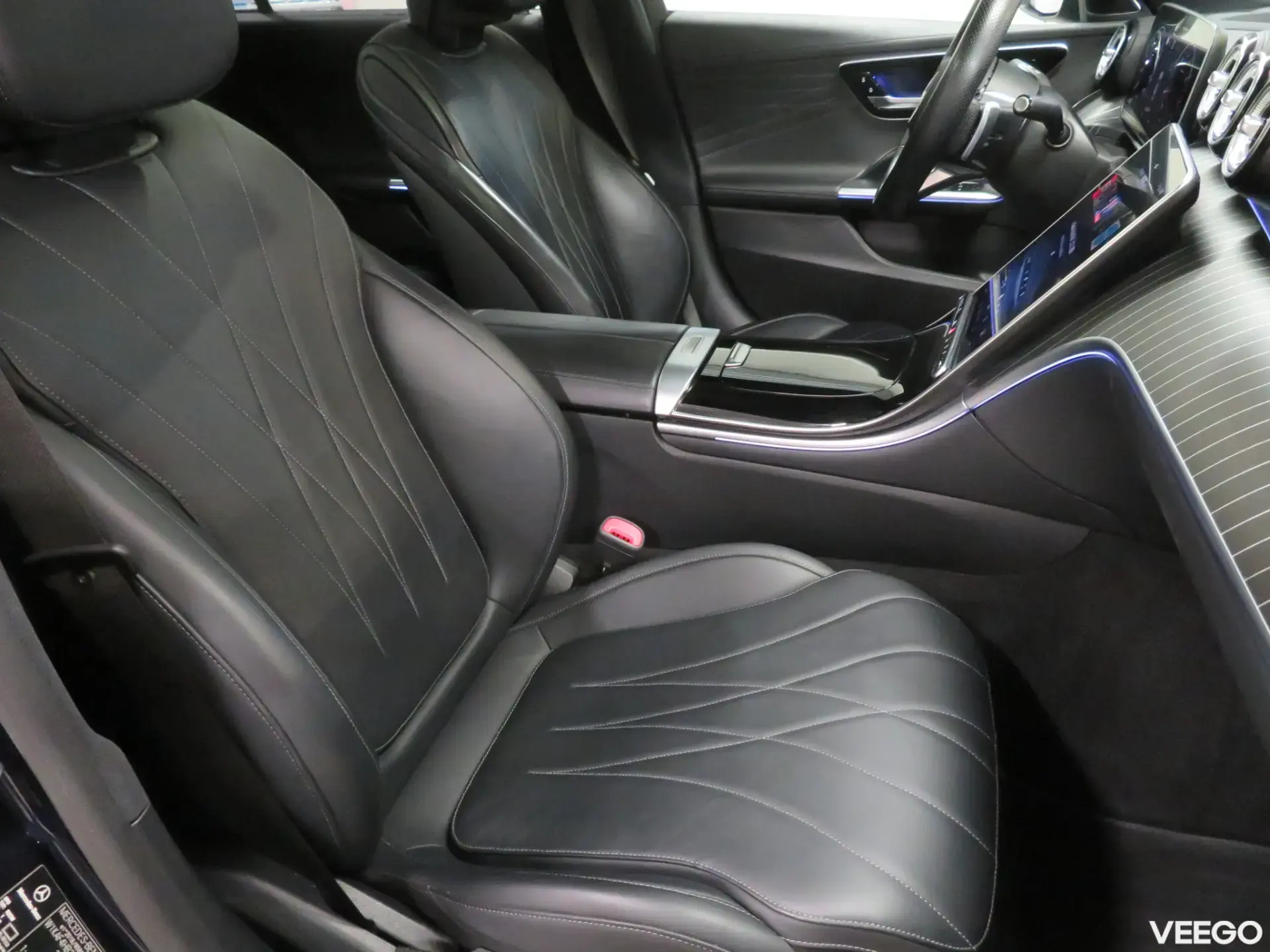 Mercedes-Benz C300 2.0 190kW