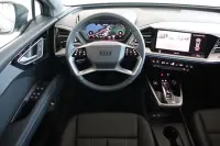 Audi Q4 e-tron 77kW thumbnail