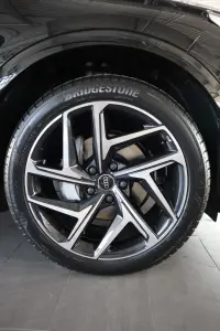 Audi Q6 e-tron 120kW thumbnail