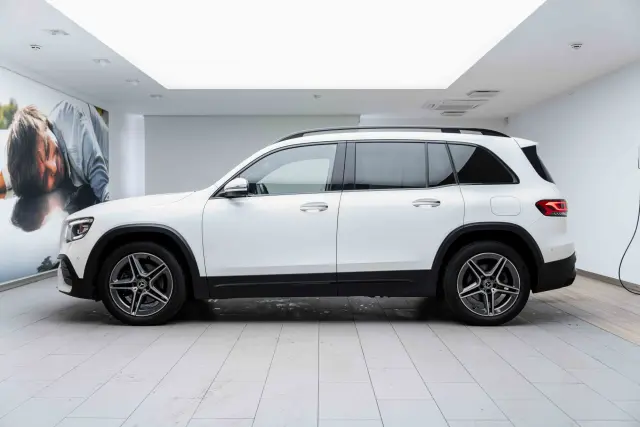 Image of Mercedes-Benz GLB250 110kW