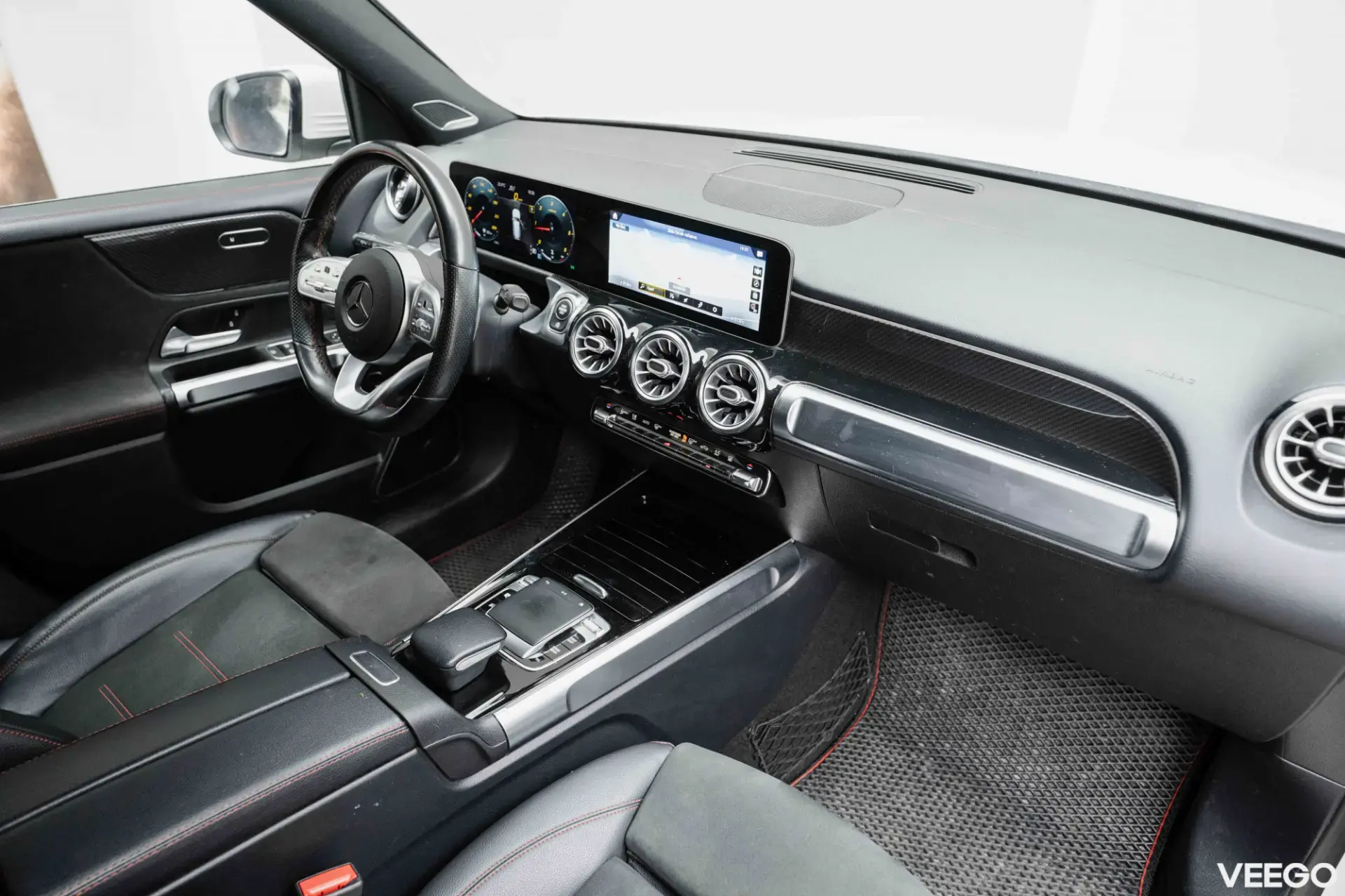 Mercedes-Benz GLB250 110kW