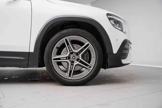 Image of Mercedes-Benz GLB250 110kW