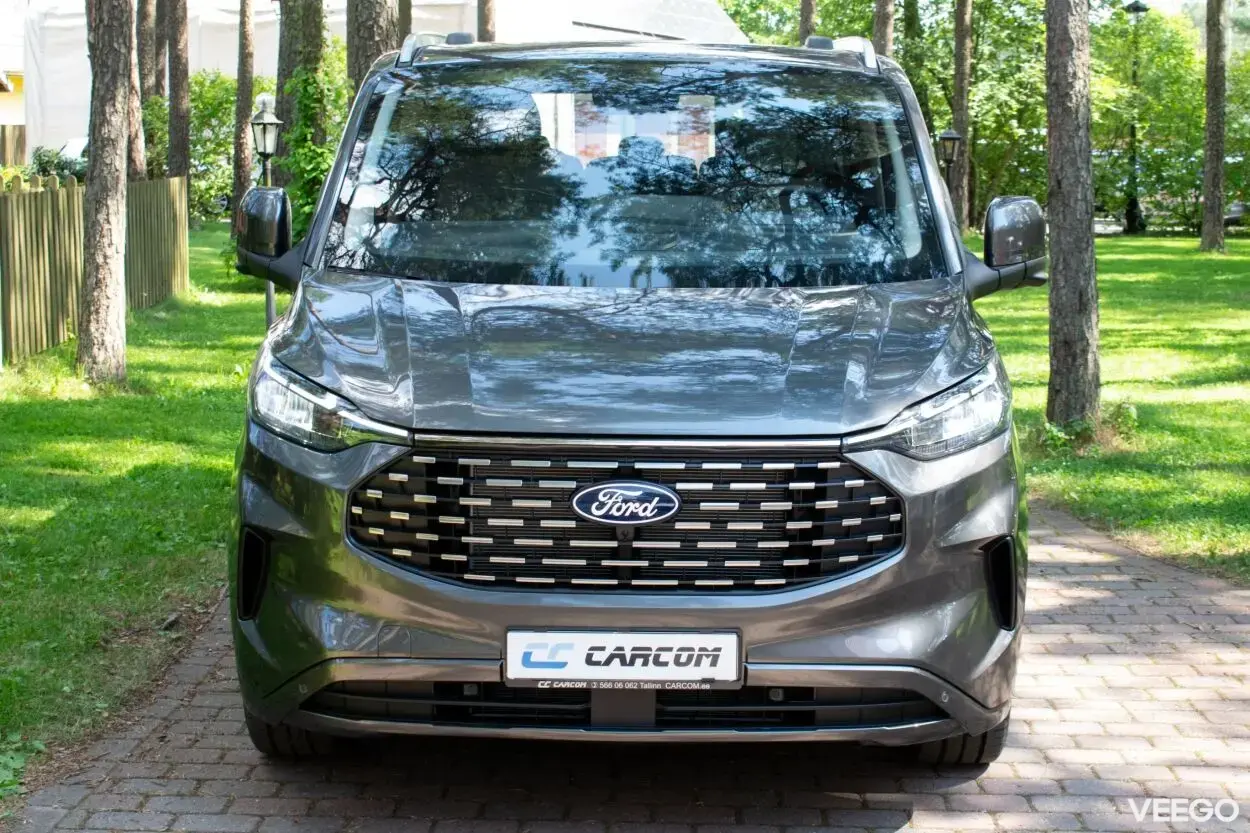 Ford Tourneo Custom AWD L2 Titanium X FULL 2 125kW