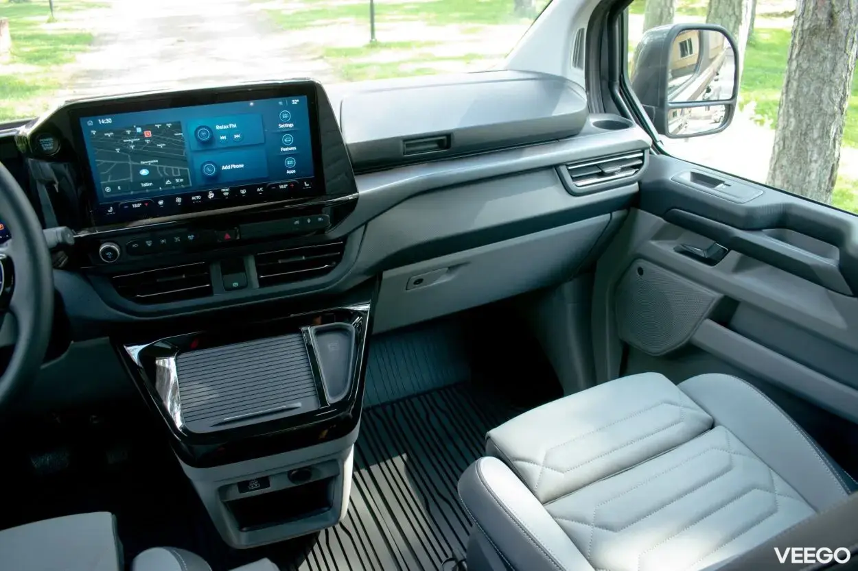 Ford Tourneo Custom AWD L2 Titanium X FULL 2 125kW