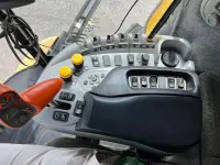 New Holland CX 860 265kW thumbnail